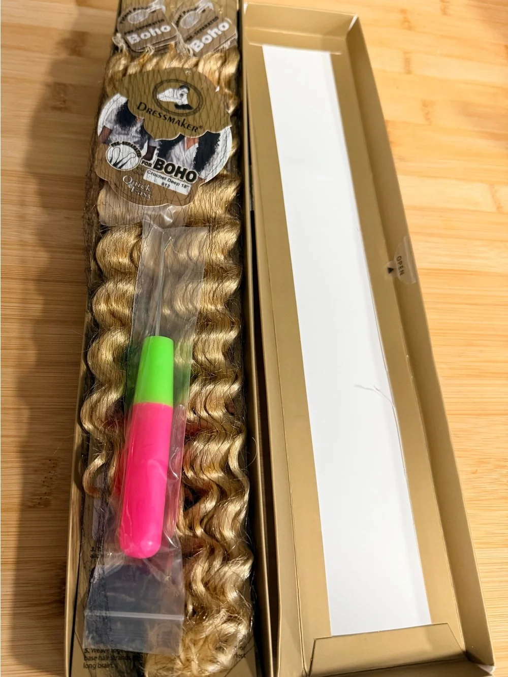 Dressmaker 18 inch Deep Wave Human Crochet HairExtensions – Golden Blonde